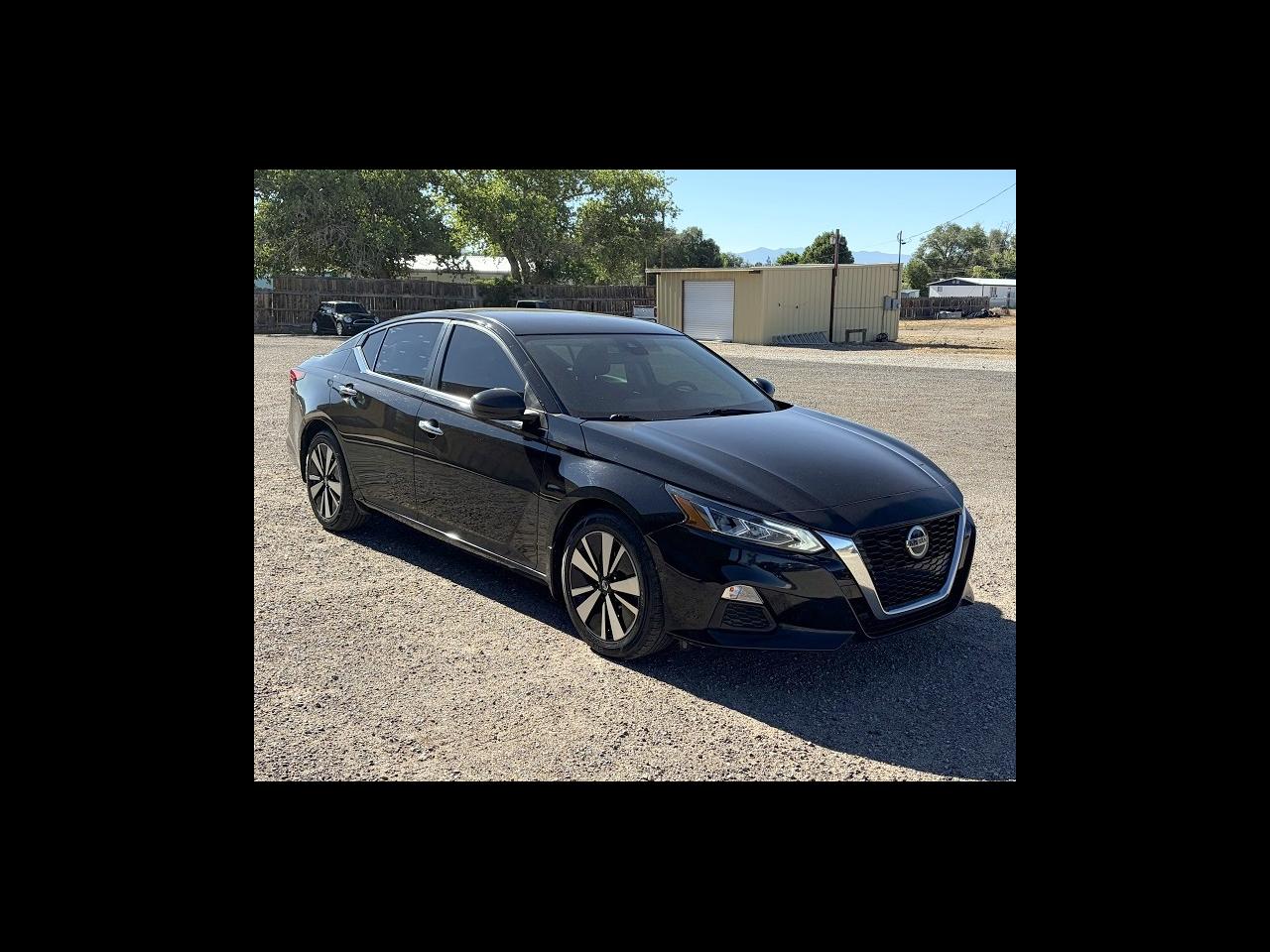 Nissan Altima 2.5 SV Sedan 2021