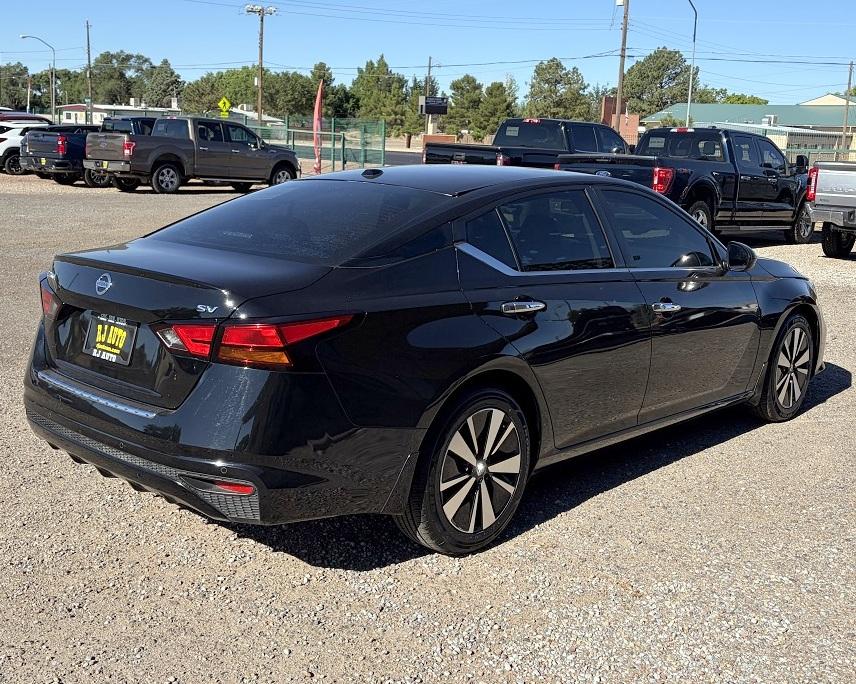Nissan Altima 2.5 SV Sedan 2021