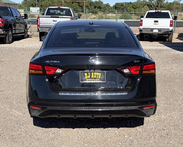 Nissan Altima 2.5 SV Sedan 2021