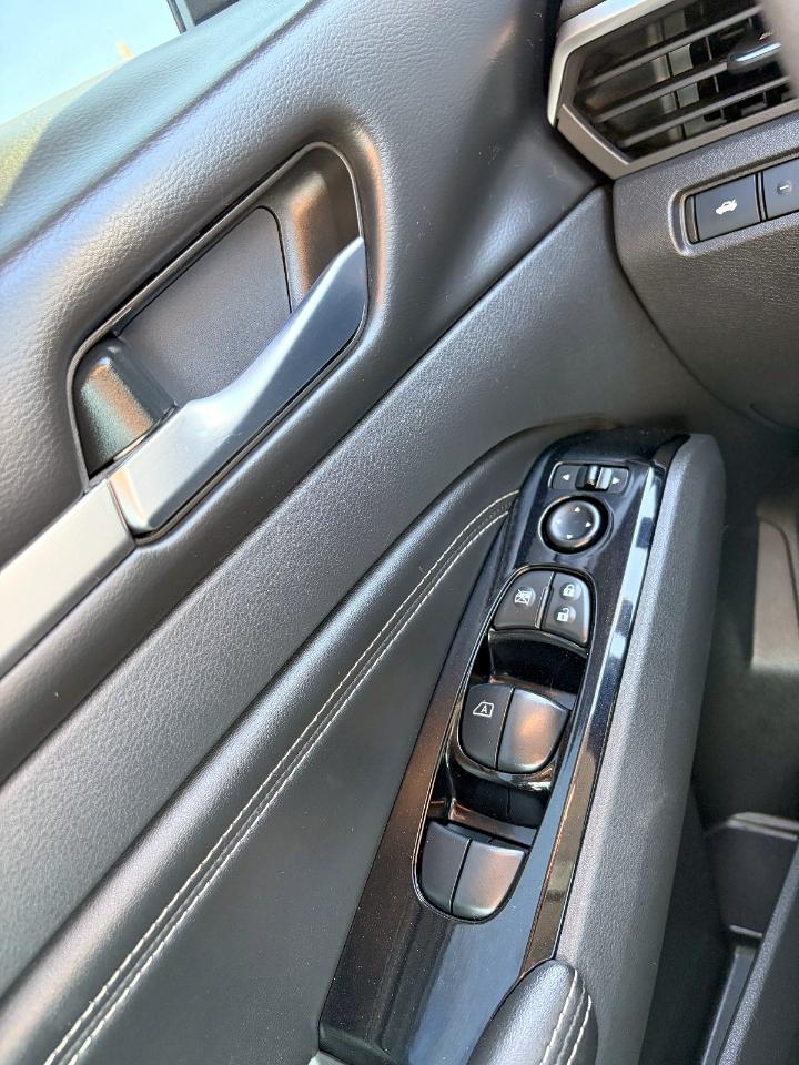 Nissan Altima 2.5 SV Sedan 2021