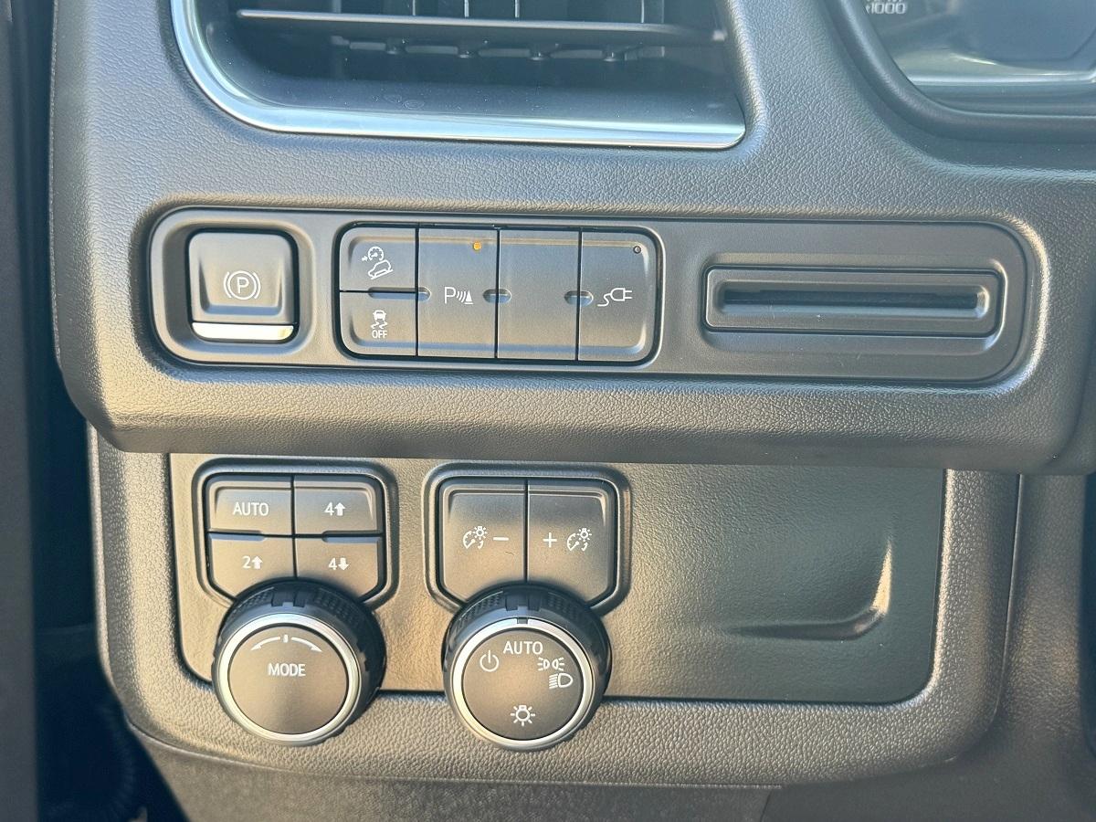 Chevrolet Tahoe 4WD 4dr Z71 2021