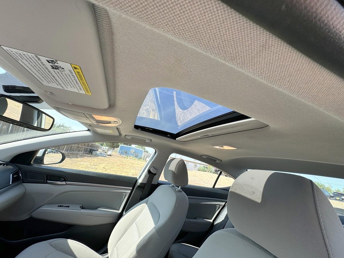 Hyundai Elantra Limited 2.0L Auto (Alabama) 2018
