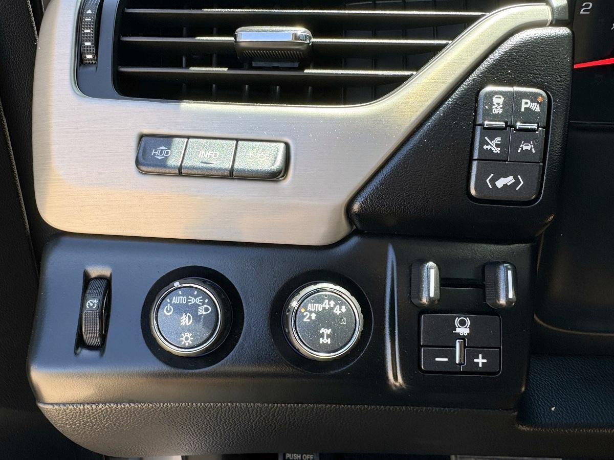 GMC Yukon 4WD 4dr Denali 2018