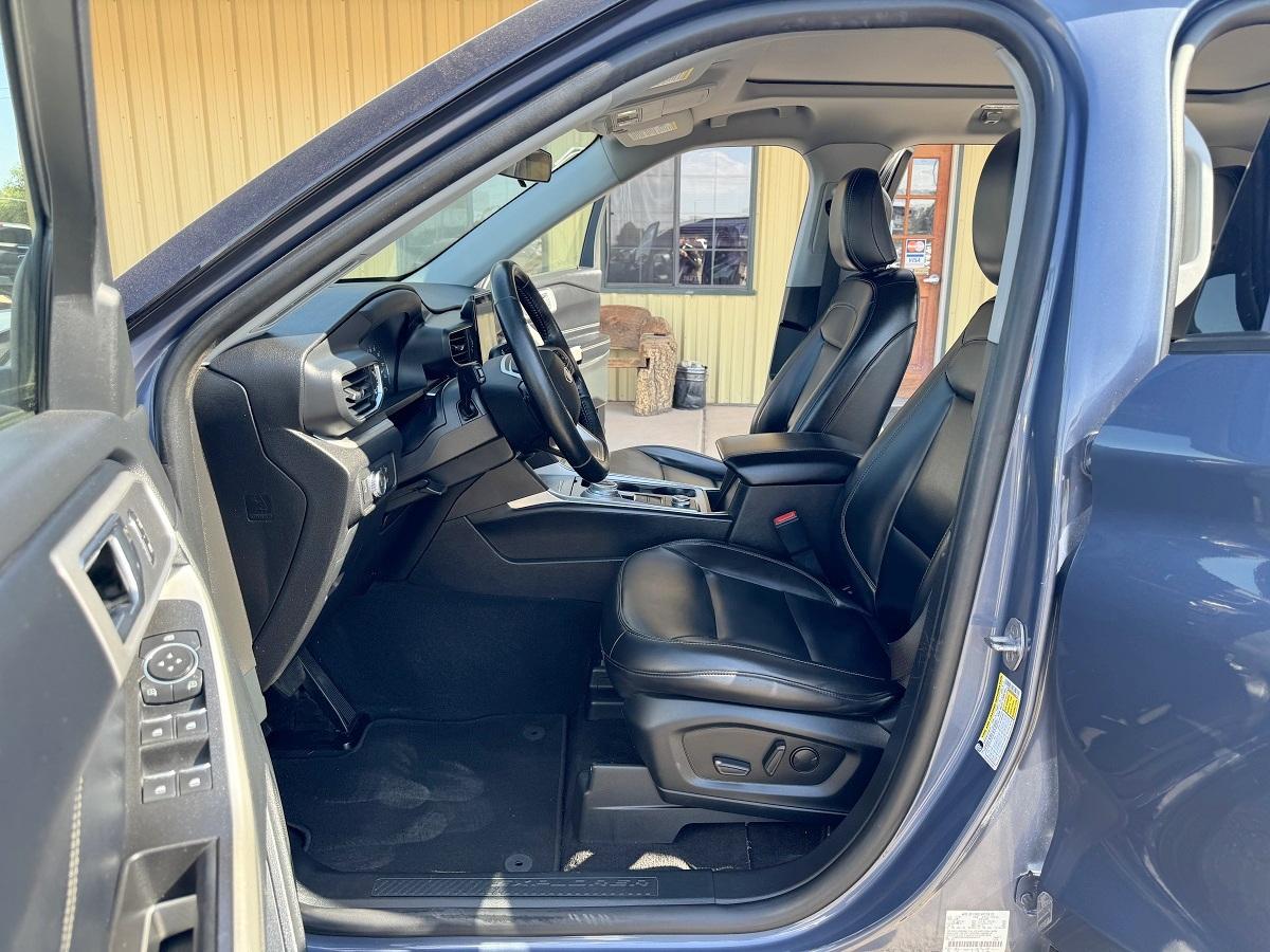 Ford Explorer XLT 4WD 2021