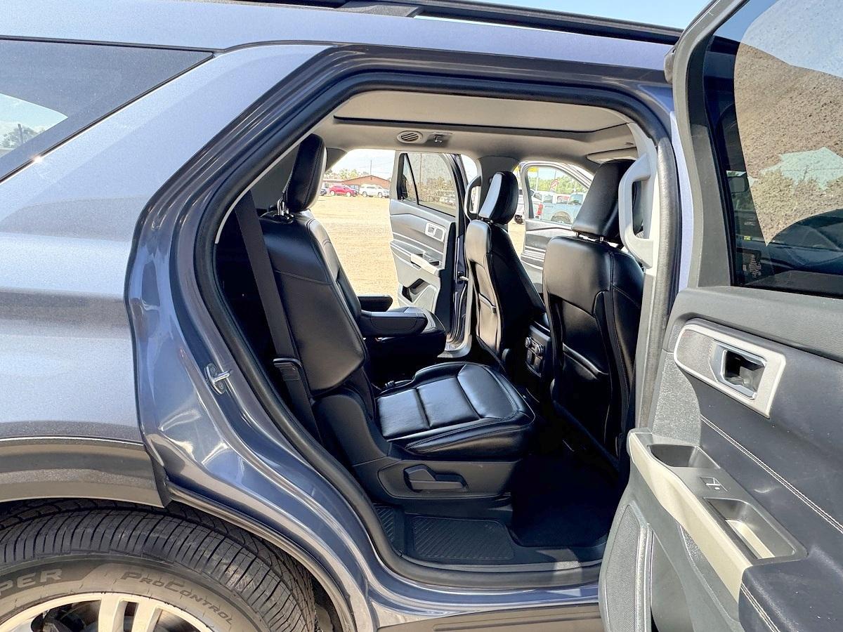 Ford Explorer XLT 4WD 2021