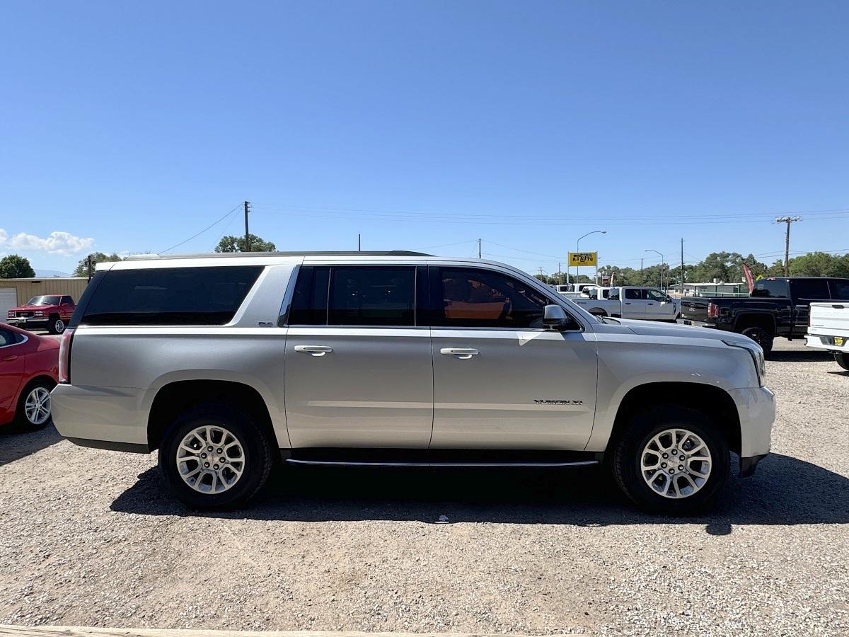 GMC Yukon XL 4WD 4dr SLT 2019