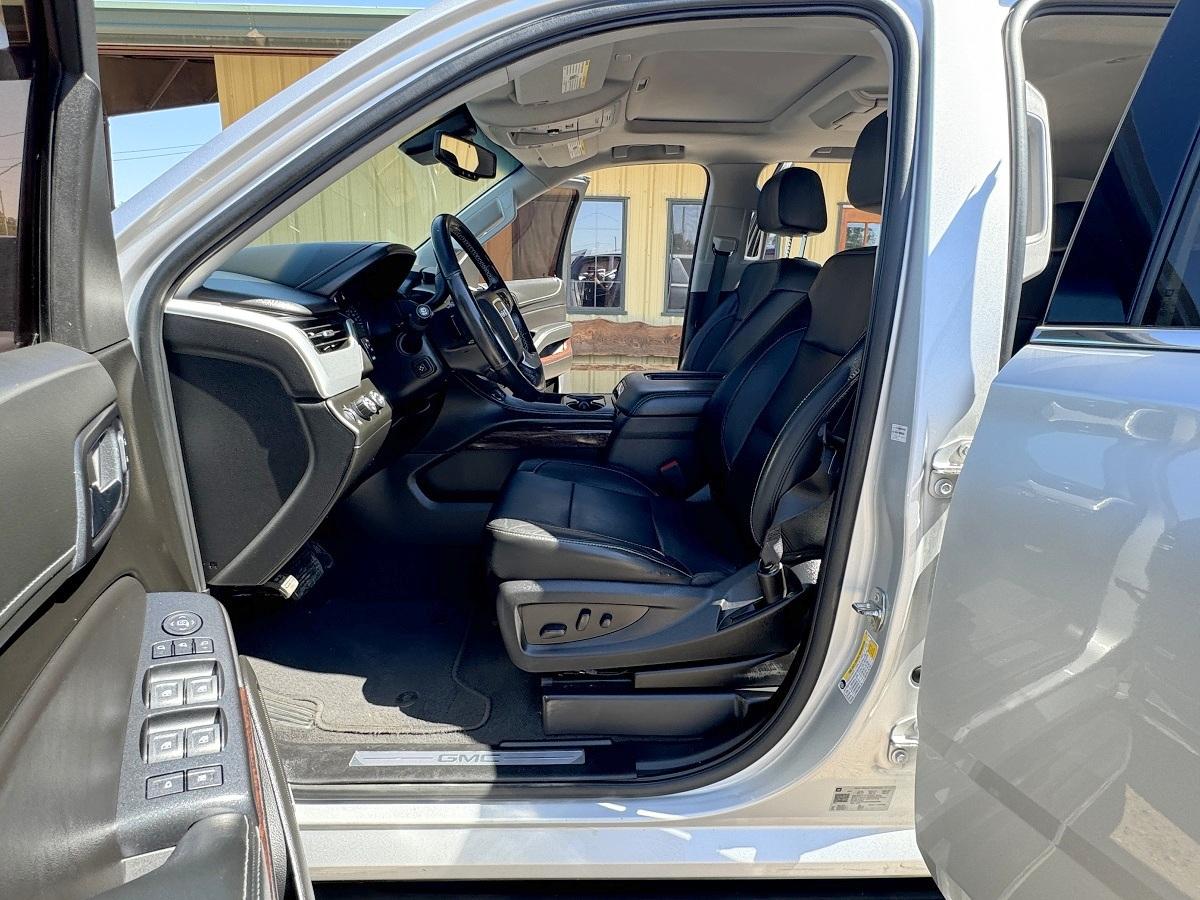 GMC Yukon XL 4WD 4dr SLT 2019