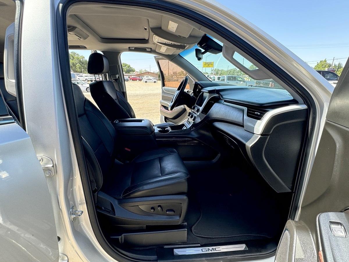 GMC Yukon XL 4WD 4dr SLT 2019