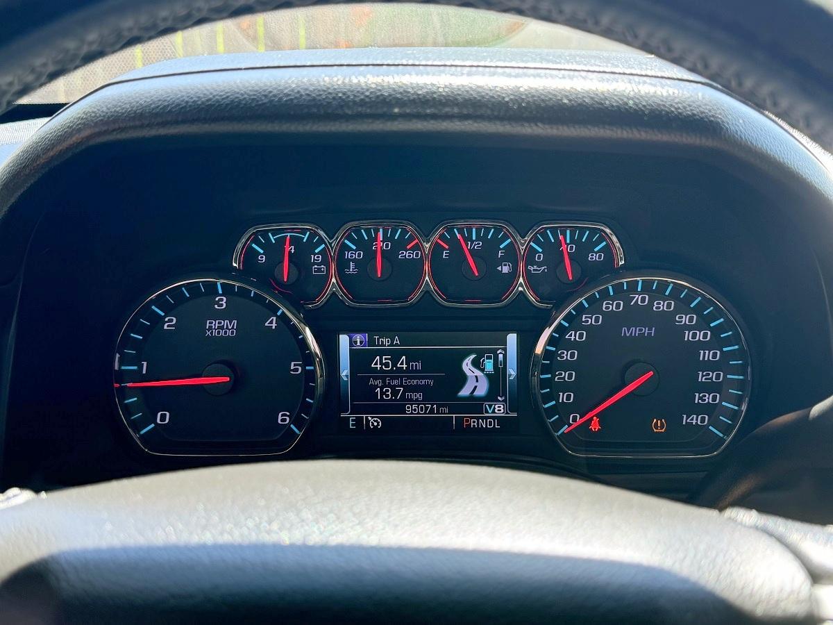 GMC Yukon XL 4WD 4dr SLT 2019