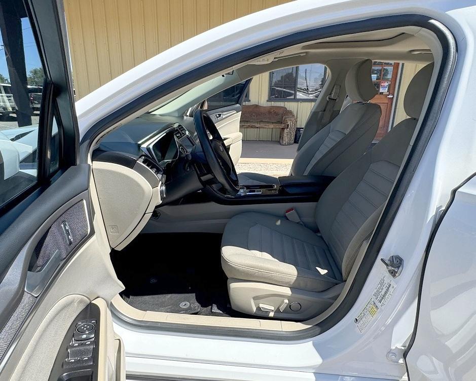 Ford Fusion SE FWD 2017