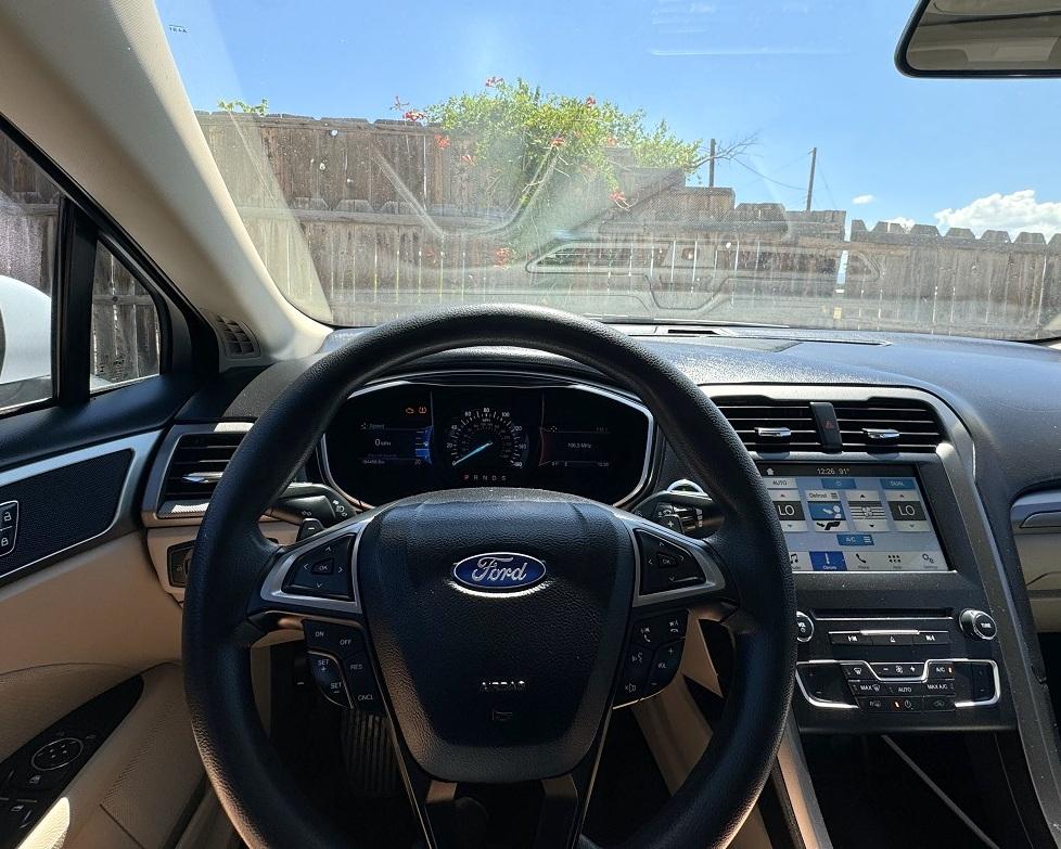 Ford Fusion SE FWD 2017