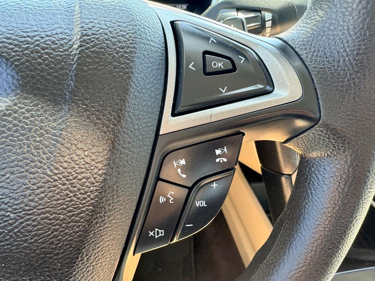 Ford Fusion SE FWD 2017
