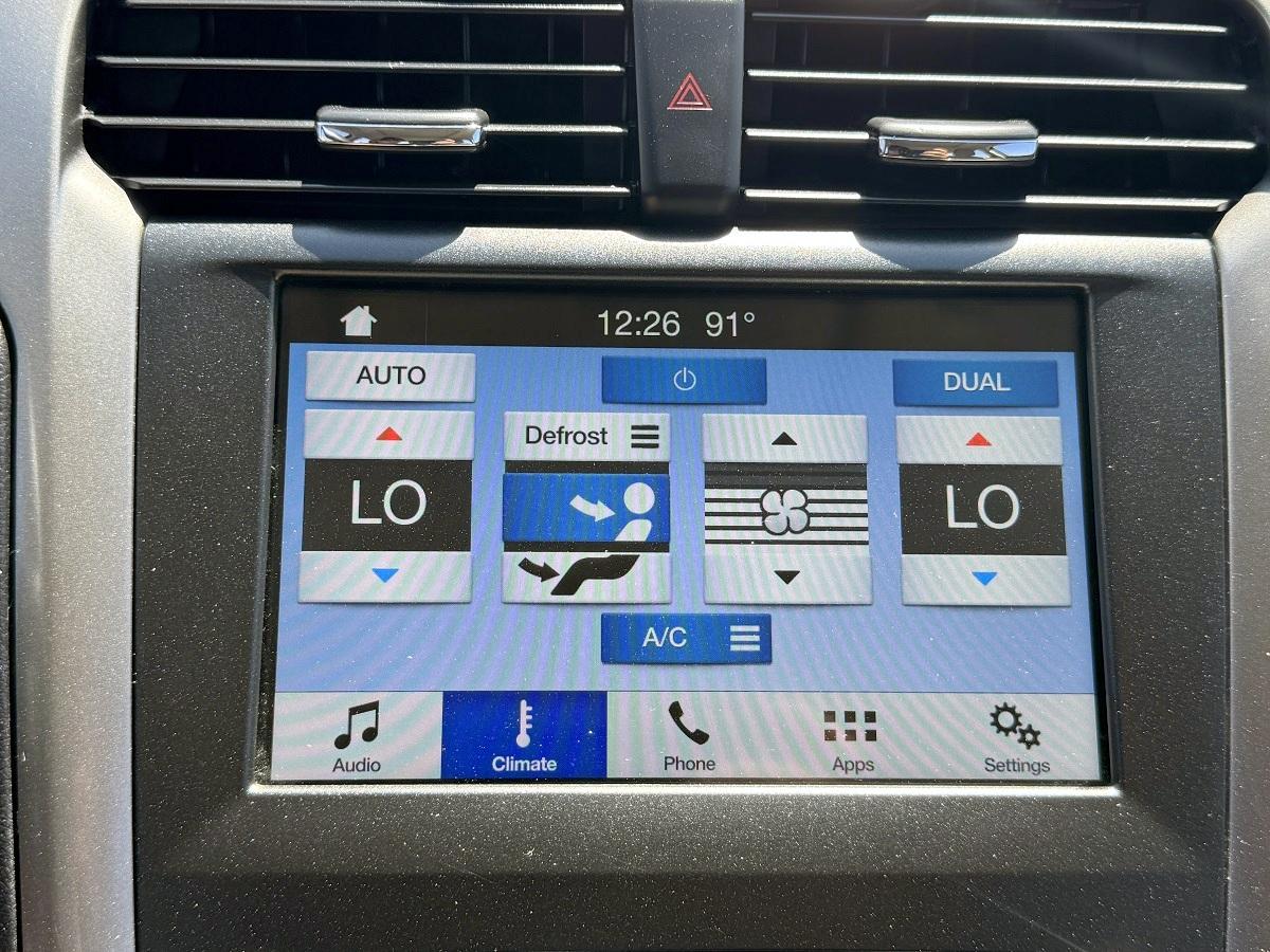 Ford Fusion SE FWD 2017