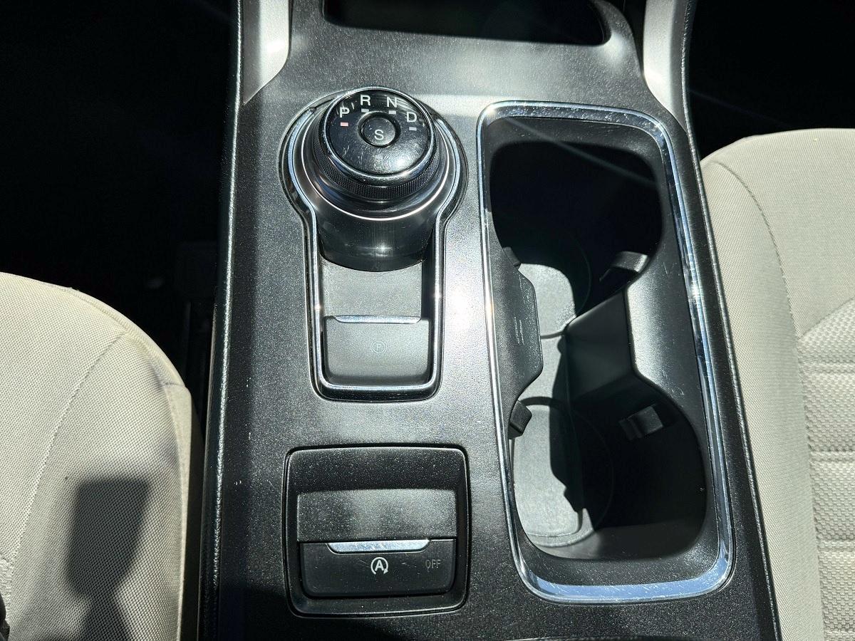 Ford Fusion SE FWD 2017