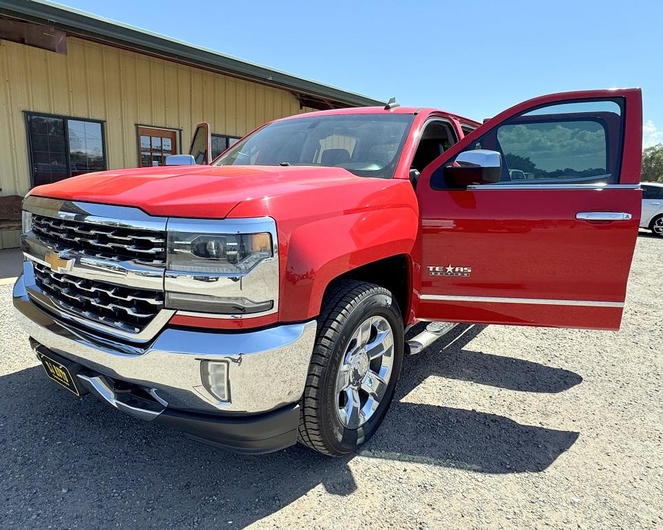 Chevrolet Silverado 1500 LTZ Crew Cab 4WD 2017