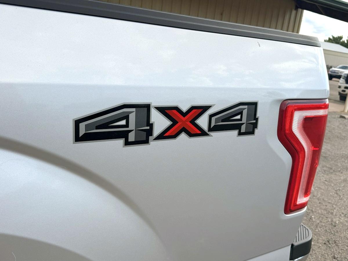 Ford F-150 XLT SuperCrew 4WD 2016