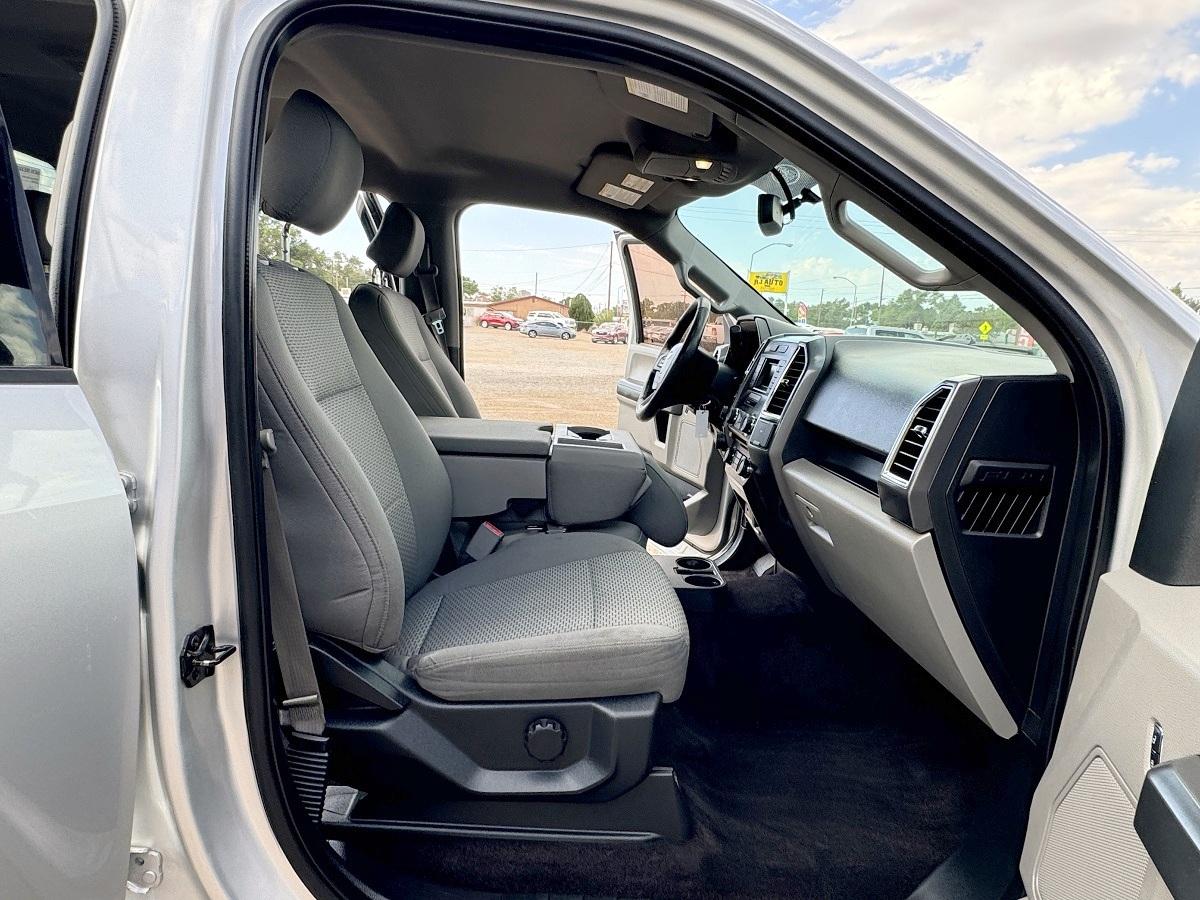 Ford F-150 XLT SuperCrew 4WD 2016