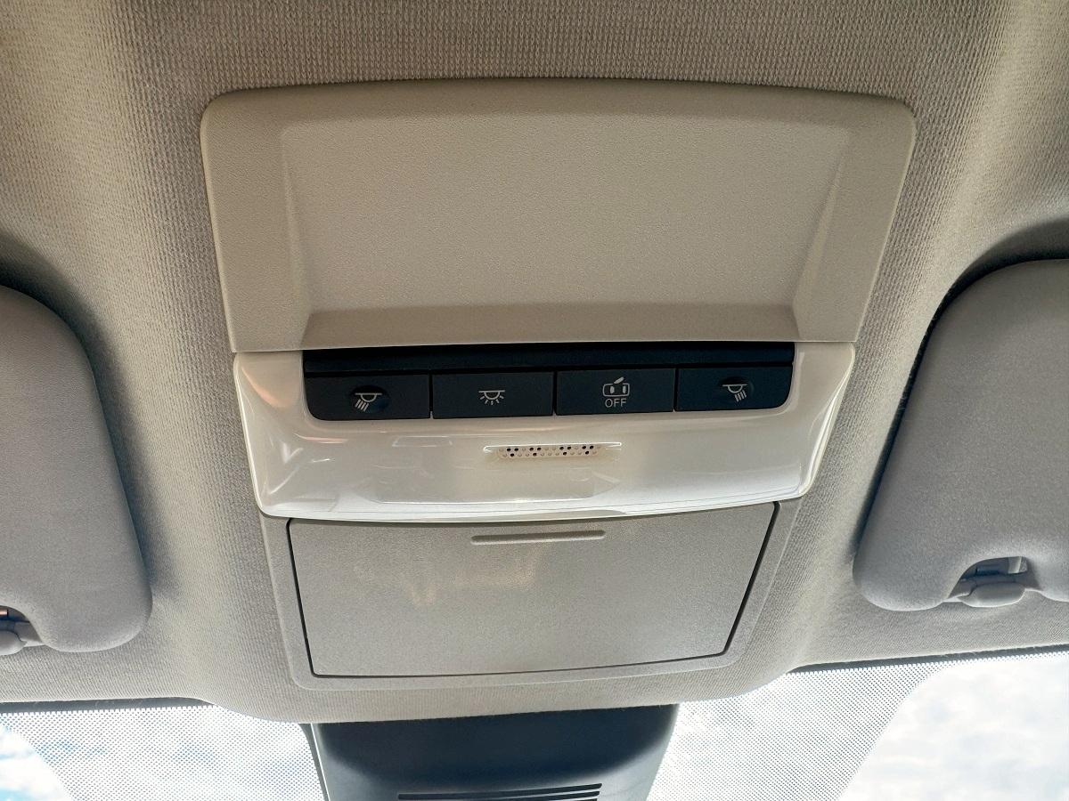 Nissan Sentra SV CVT 2020