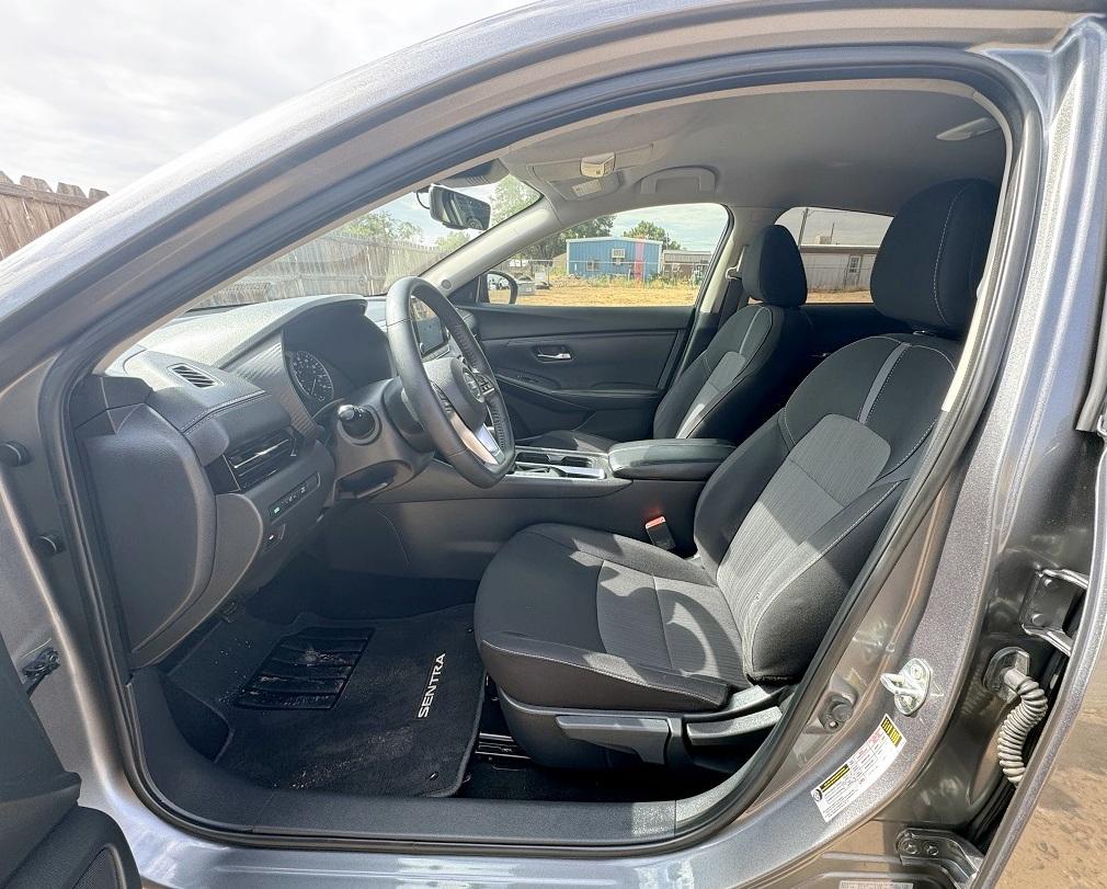 Nissan Sentra SV CVT 2020