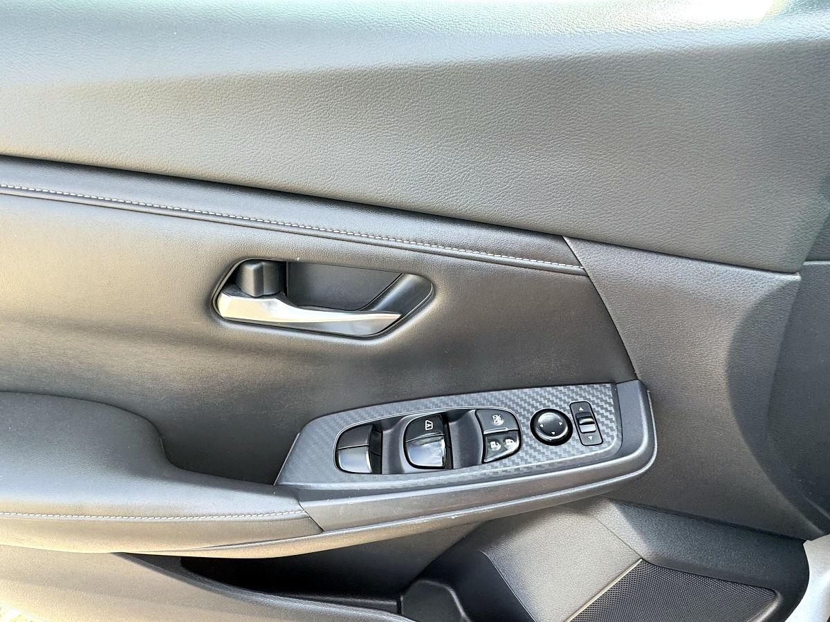 Nissan Sentra SV CVT 2020