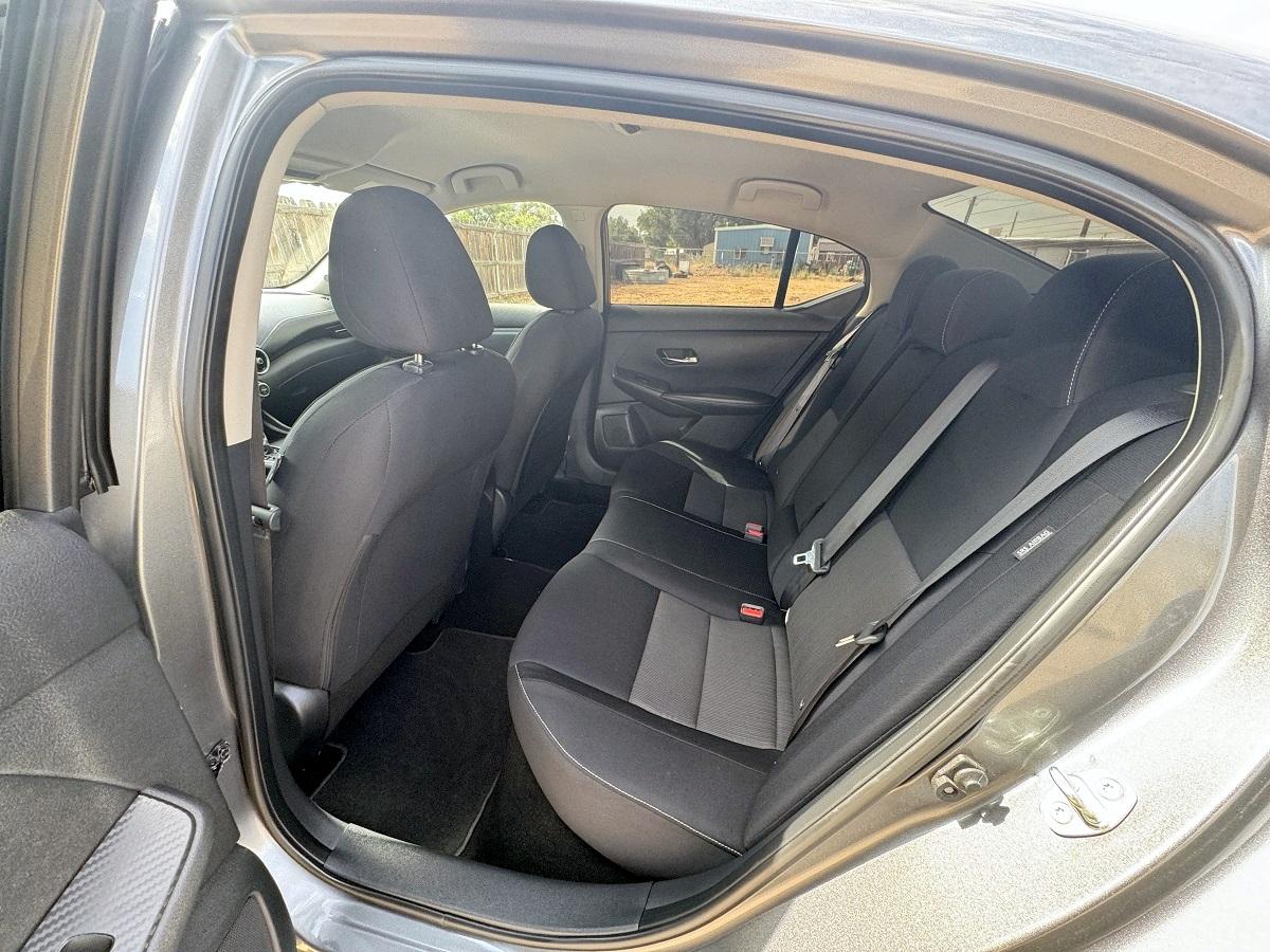 Nissan Sentra SV CVT 2020