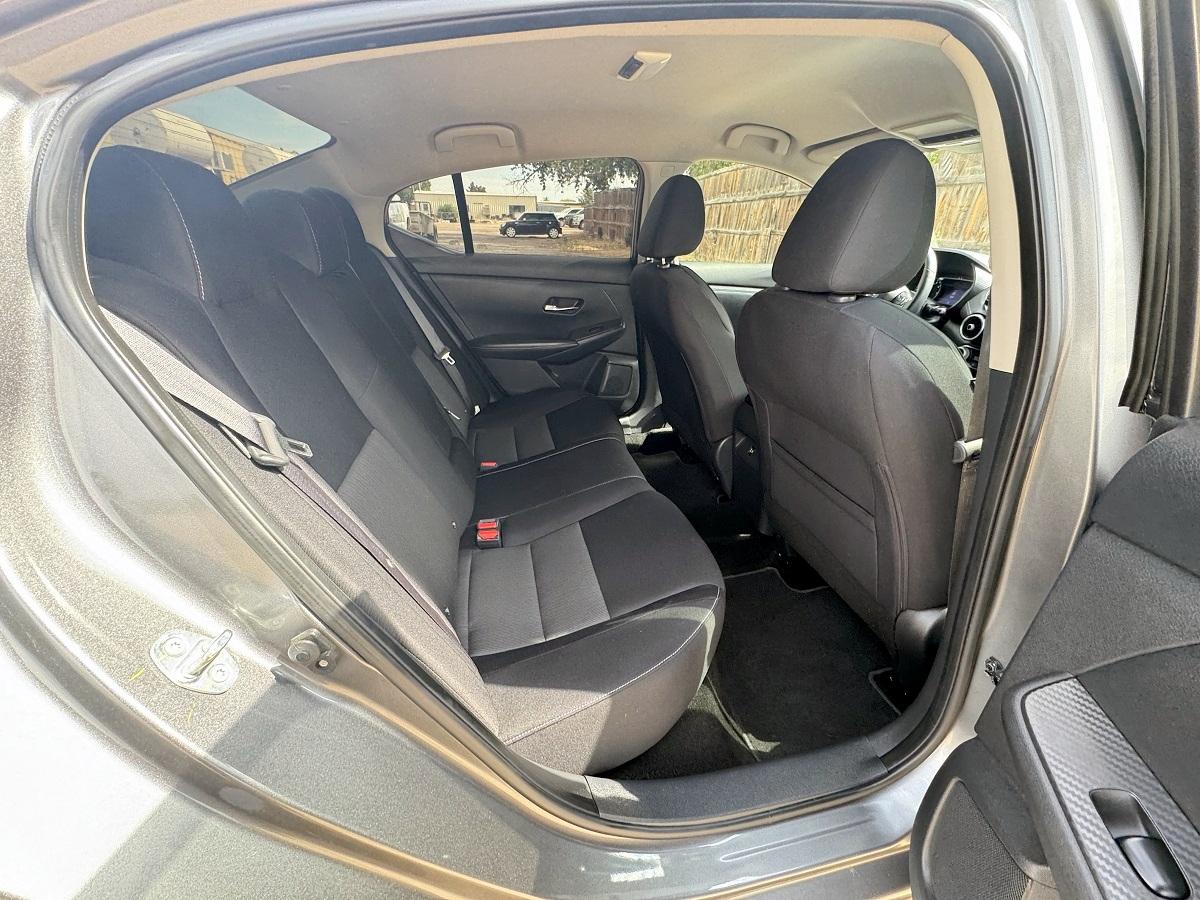 Nissan Sentra SV CVT 2020