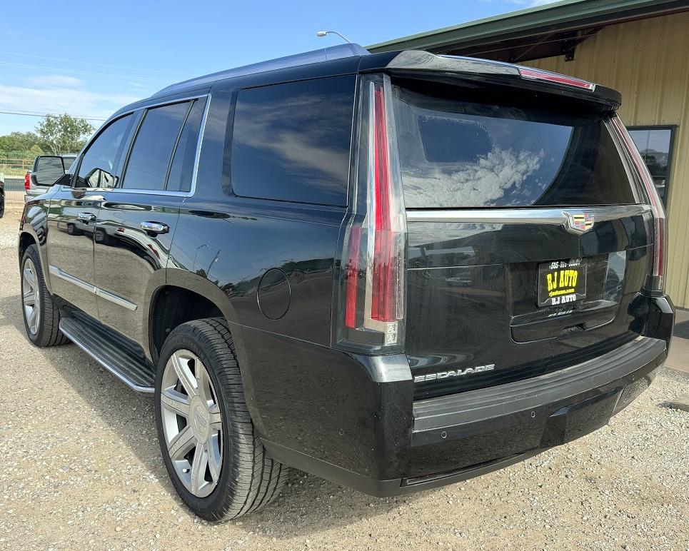 Cadillac Escalade 4WD 4dr Luxury 2018