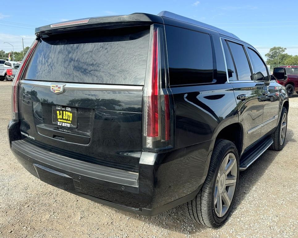 Cadillac Escalade 4WD 4dr Luxury 2018