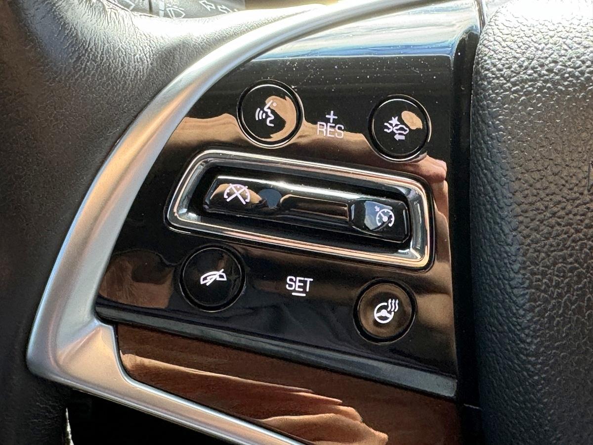 Cadillac Escalade 4WD 4dr Luxury 2018