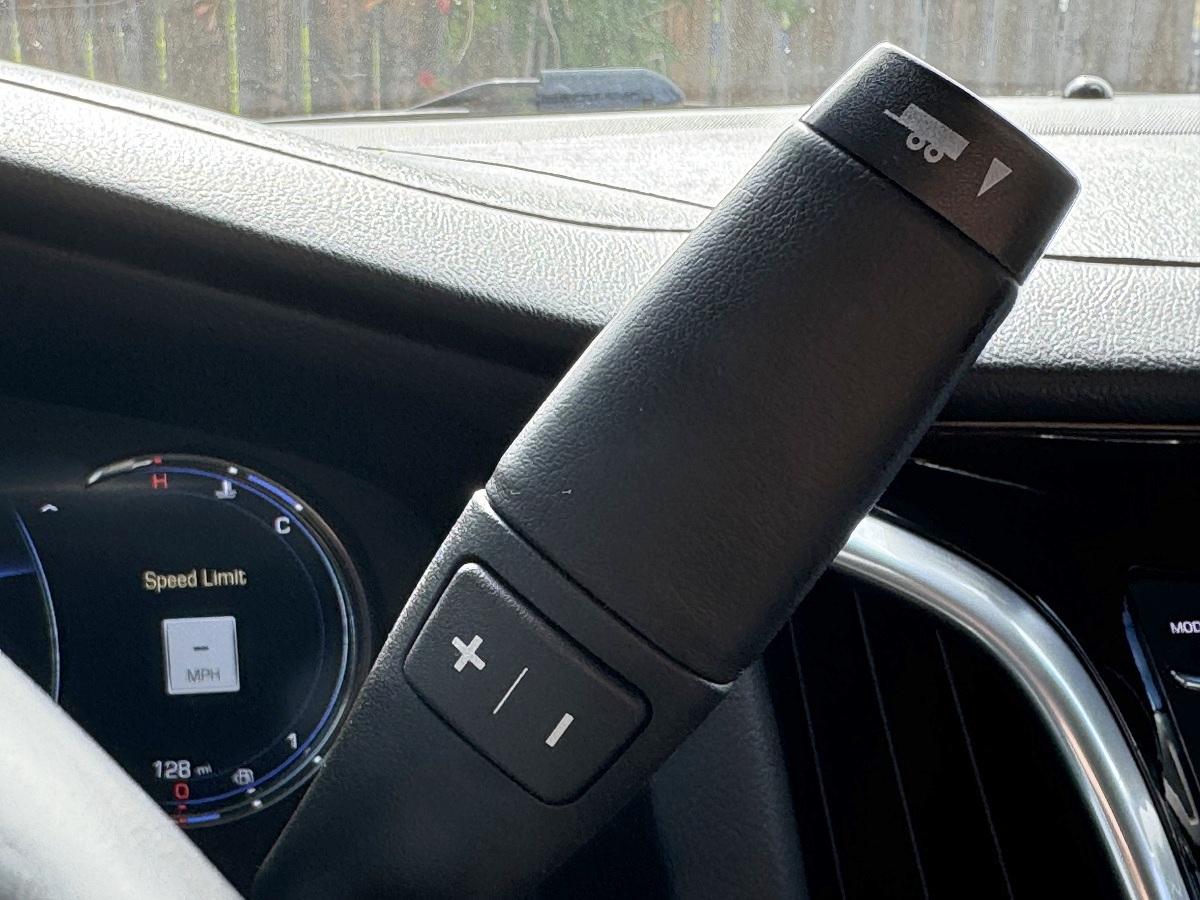 Cadillac Escalade 4WD 4dr Luxury 2018