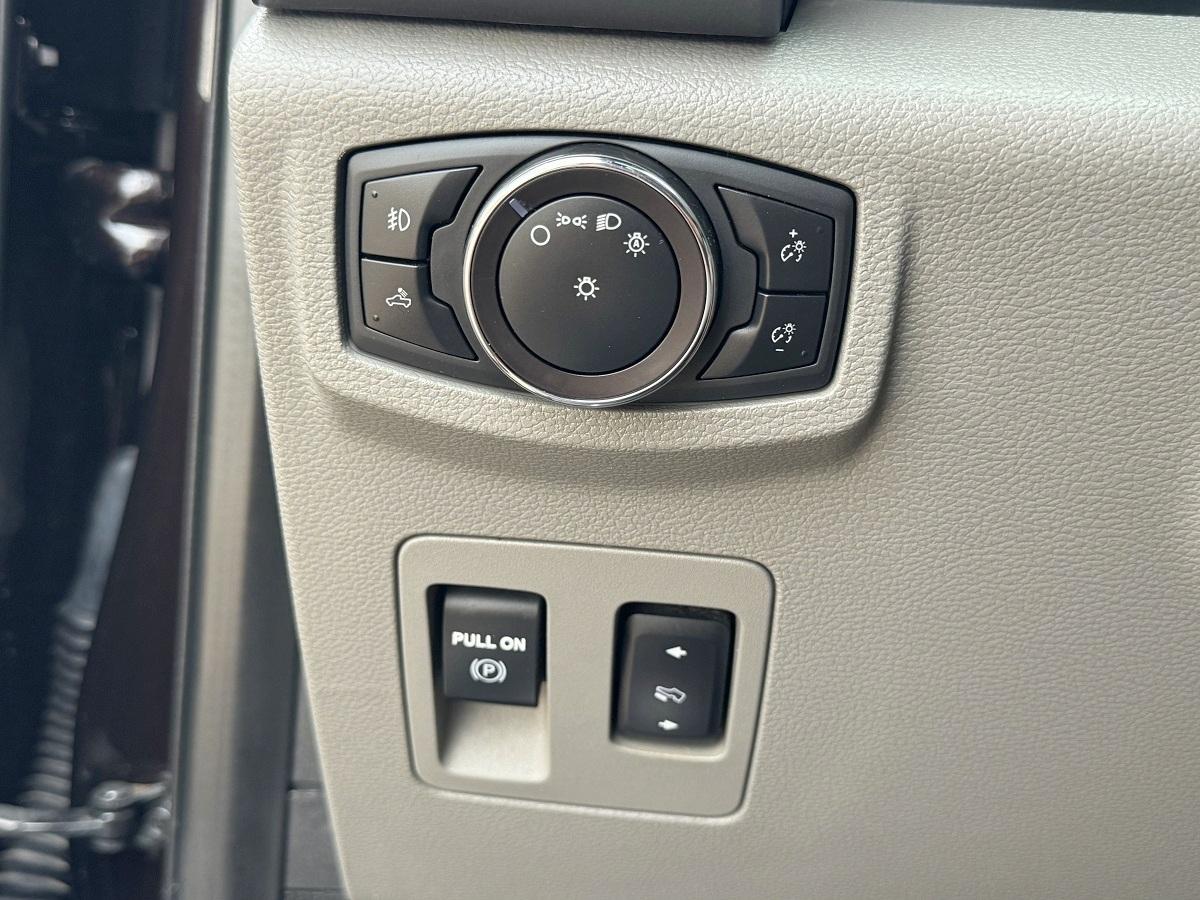 Ford F-150  2019