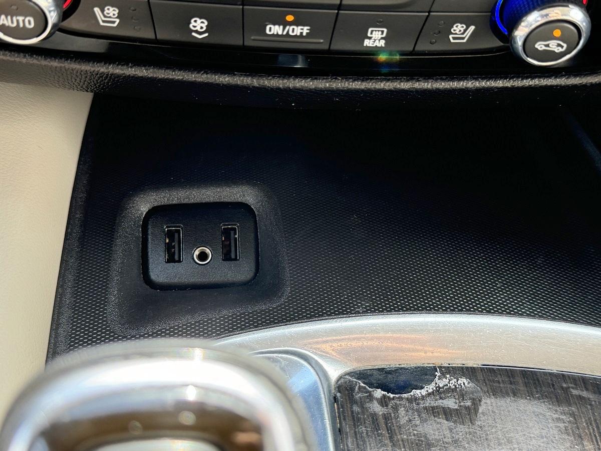 Buick Enclave AWD 4dr Premium 2019
