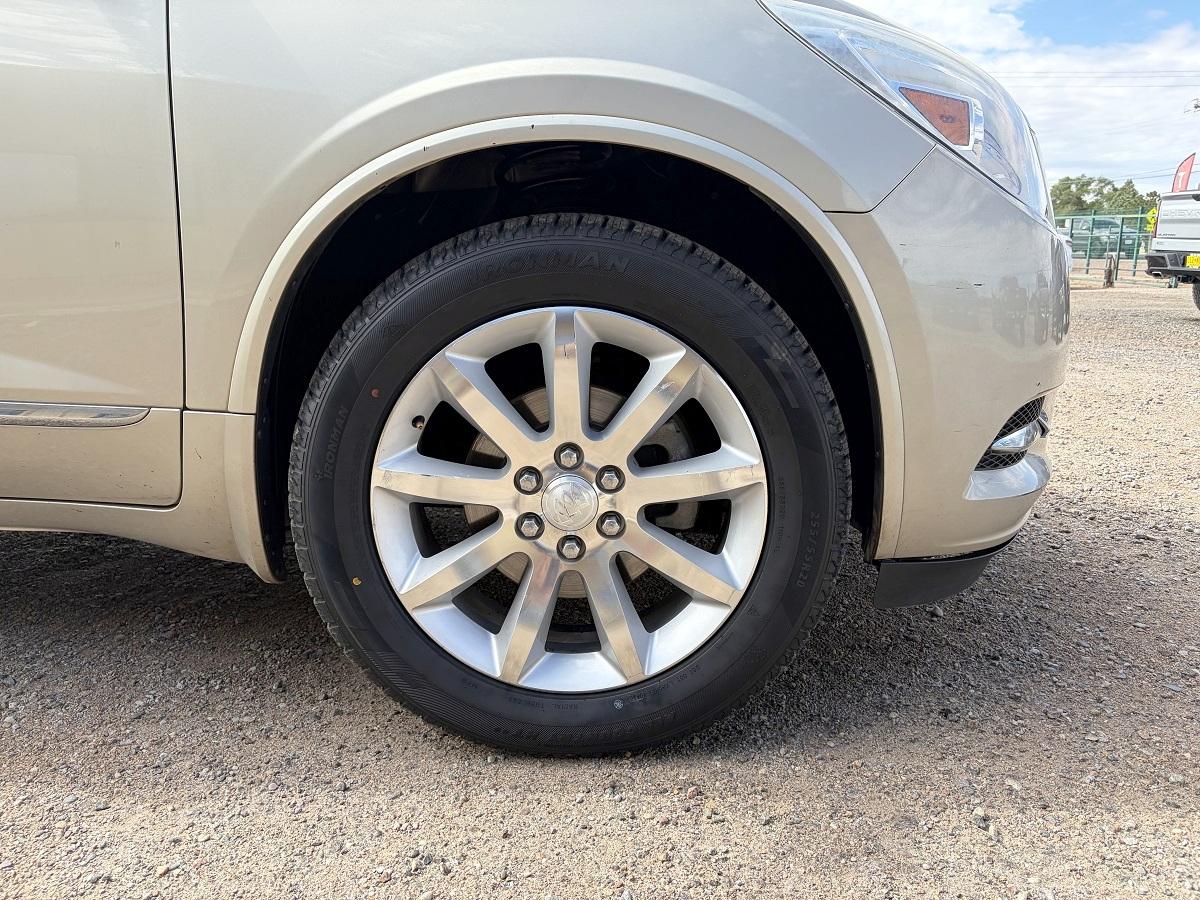 Buick Enclave FWD 4dr Premium 2015