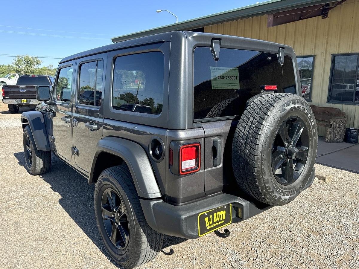 Jeep Wrangler Unlimited Sahara 4WD 2021
