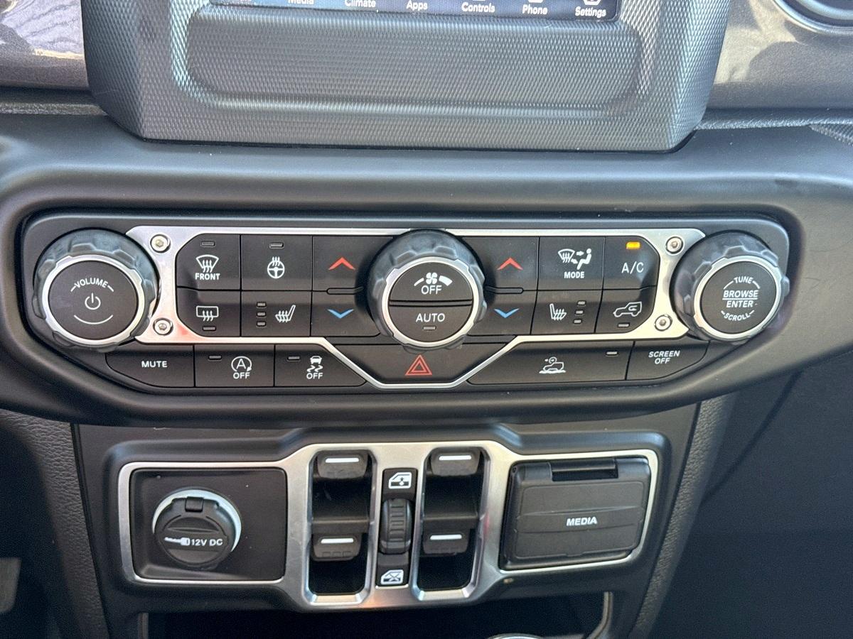 Jeep Wrangler Unlimited Sahara 4WD 2021