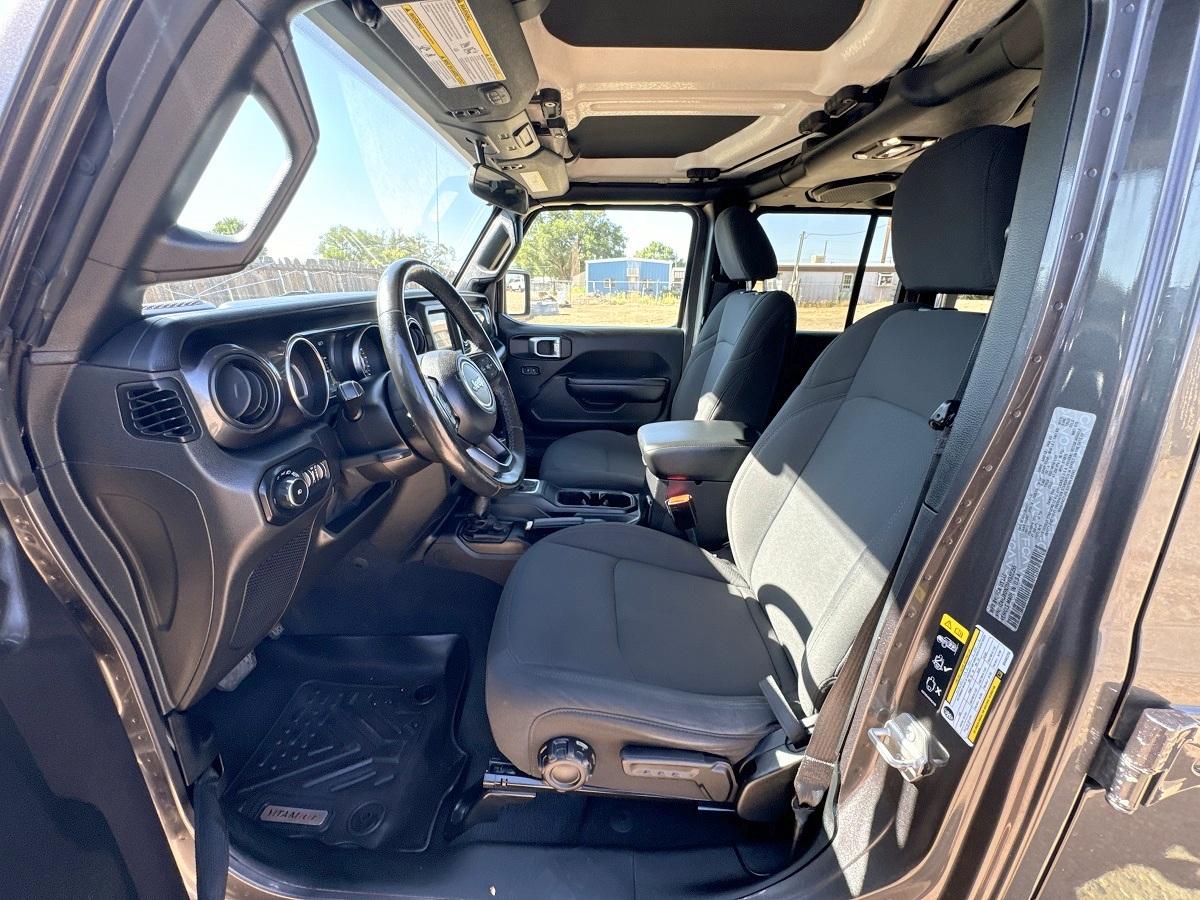 Jeep Wrangler Unlimited Sahara 4WD 2021