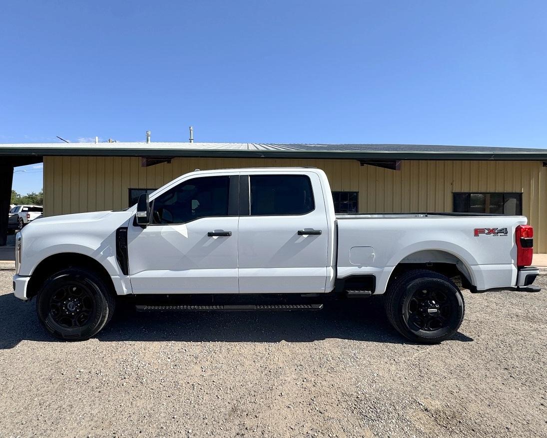 Ford Super Duty F-250 SRW  2024