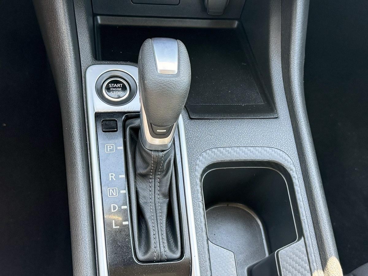 Nissan Sentra SV CVT 2022