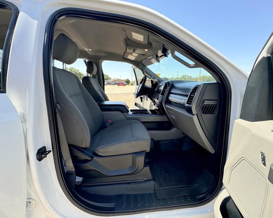 Ford Super Duty F-350 SRW XLT 4WD SuperCab 8' Box 2019