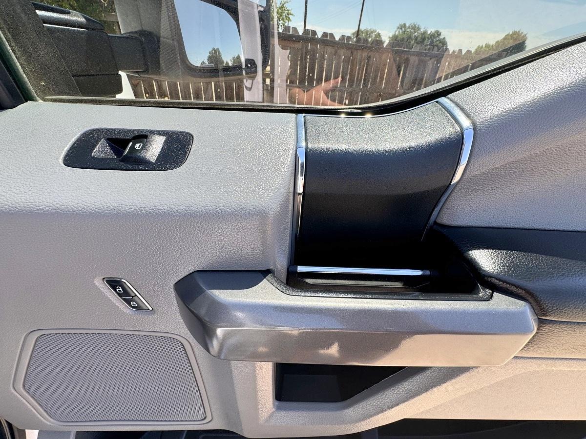 Ford Super Duty F-350 SRW XLT 4WD SuperCab 8' Box 2019