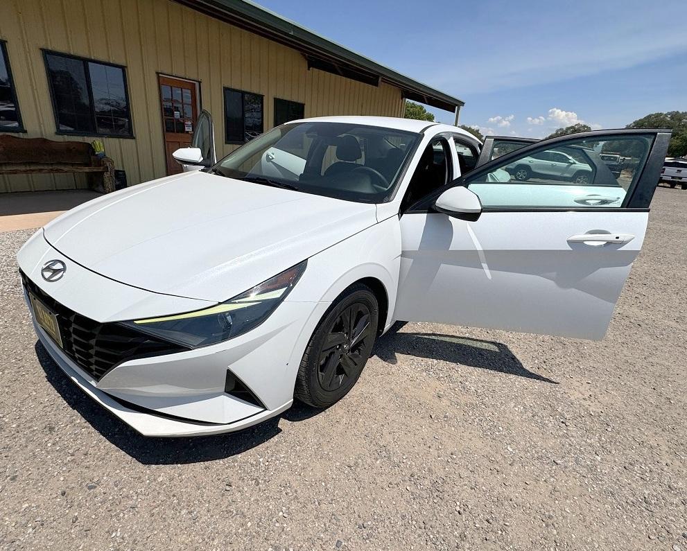 Hyundai Elantra SEL 2021