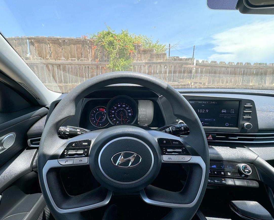Hyundai Elantra SEL 2021