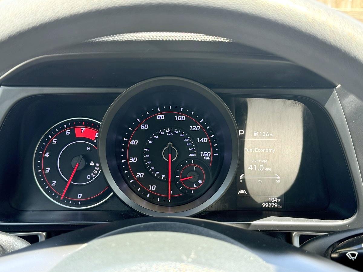 Hyundai Elantra SEL 2021