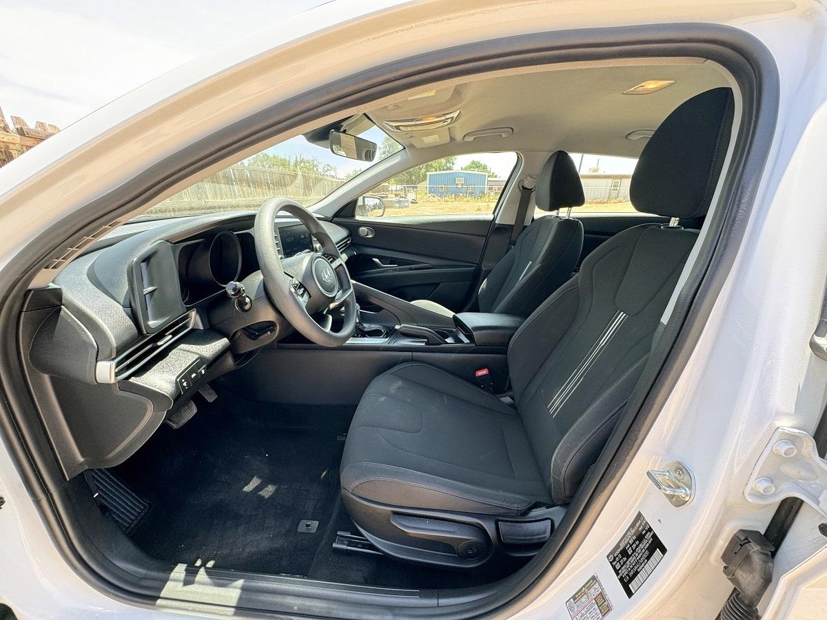 Hyundai Elantra SEL 2021