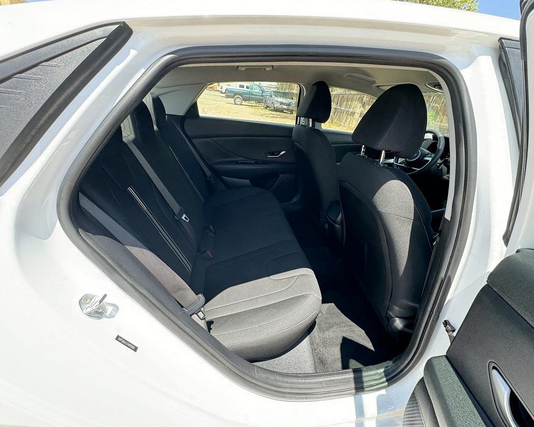 Hyundai Elantra SEL 2021