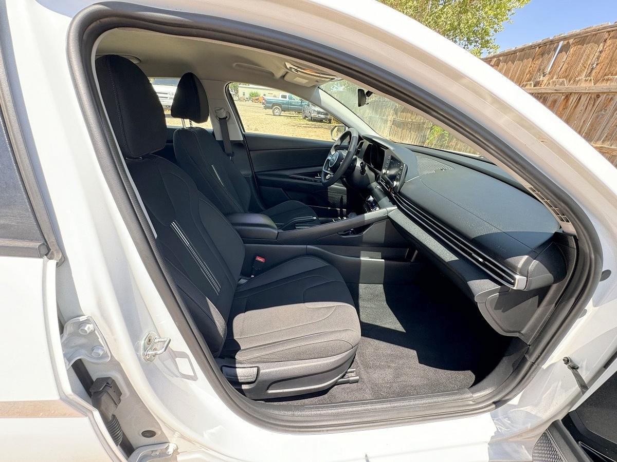 Hyundai Elantra SEL 2021
