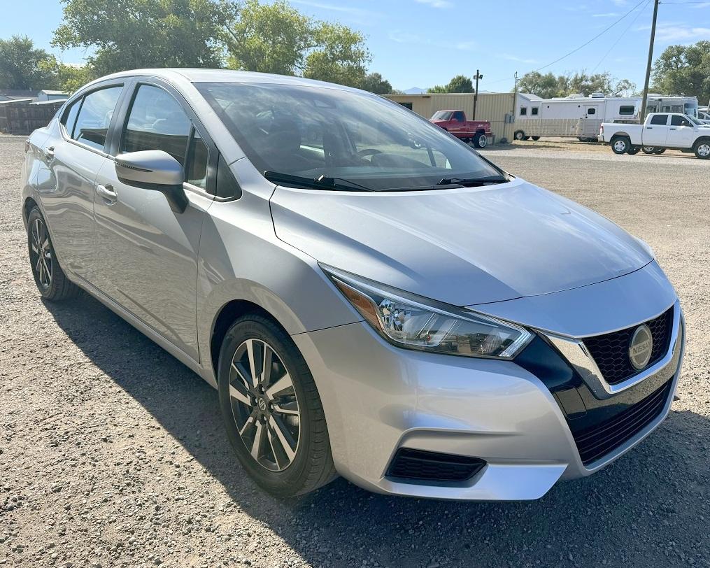 Nissan Versa SV CVT 2021
