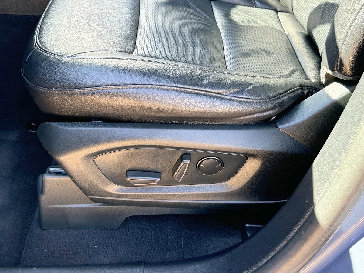 Ford Explorer Limited RWD 2021