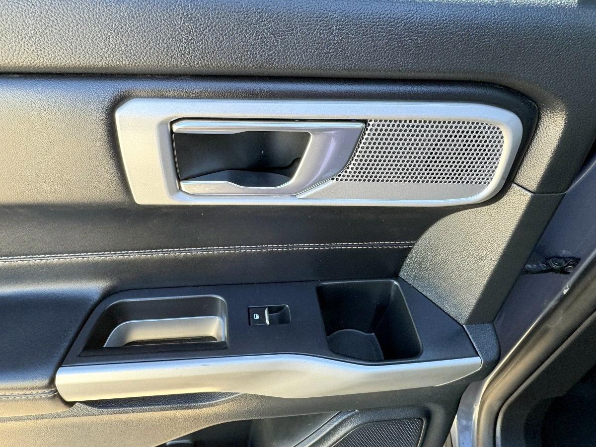 Ford Explorer Limited RWD 2021