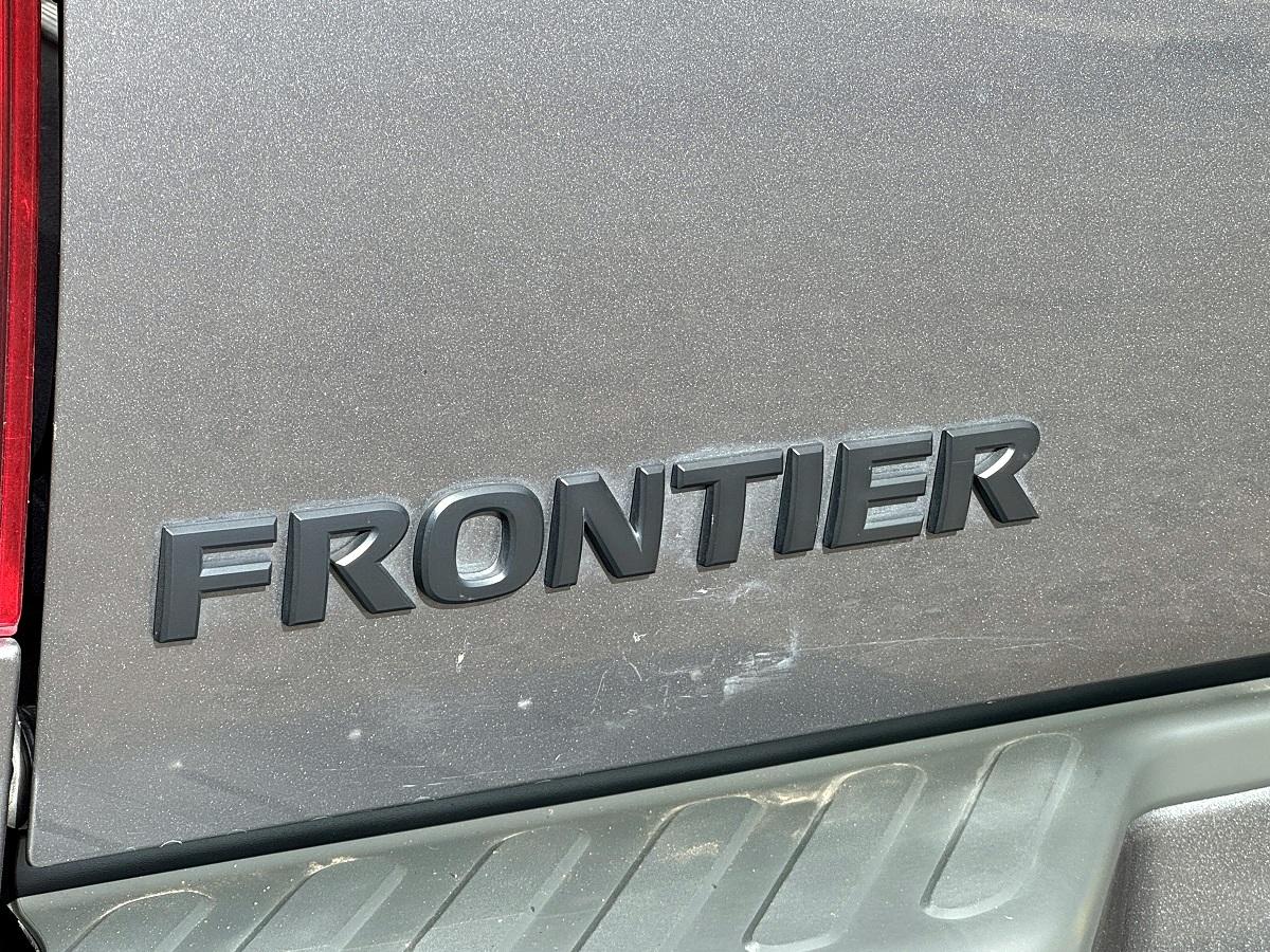 Nissan Frontier Crew Cab 4x4 SV Auto 2020